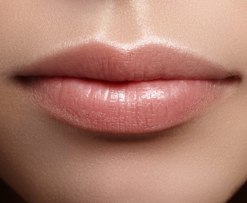 14 Beauty Tips For Healthy Pink lips